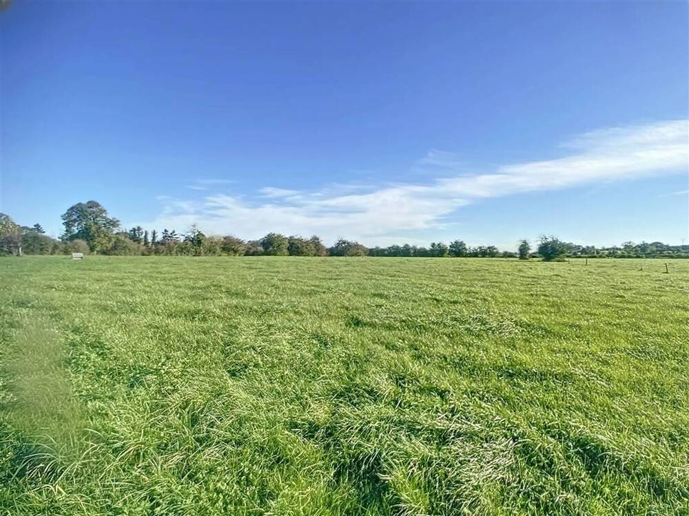 Terrain à vendre à Macon 6591 75500.00€ chambres m² - annonce 424985