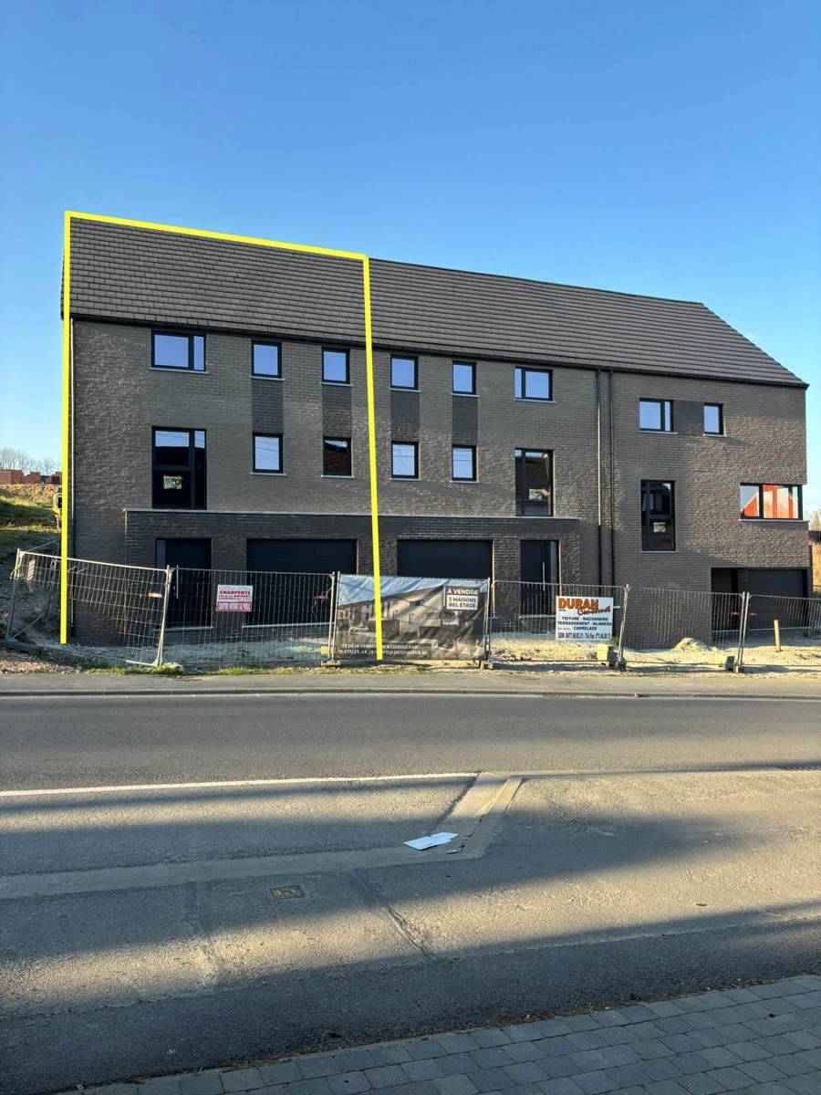 Maison à vendre à Roux 6044 220000.00€ 3 chambres 190.00m² - annonce 425453