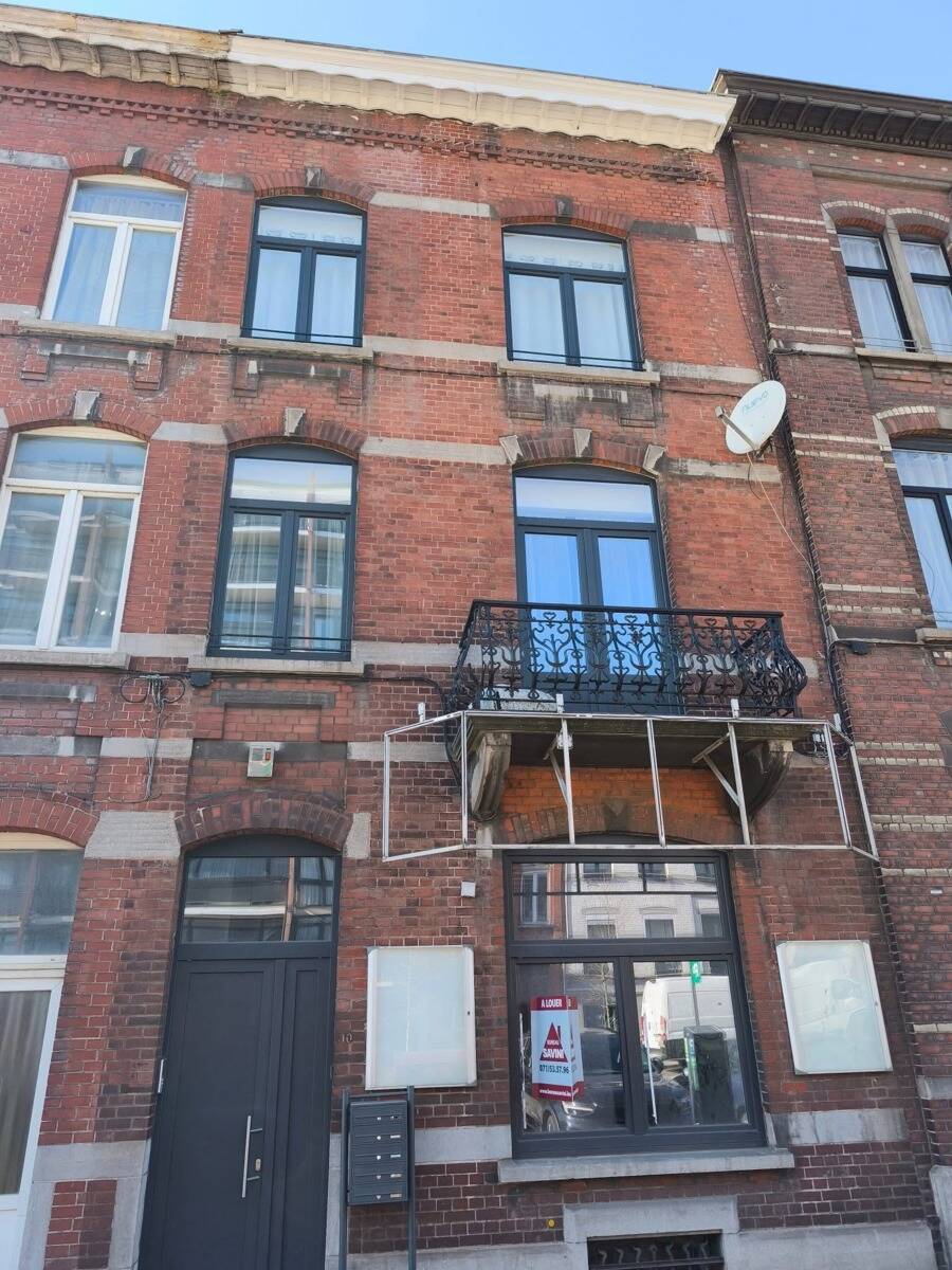 Commerce à louer à Charleroi 6000 750.00€ chambres 50.00m² - annonce 426773
