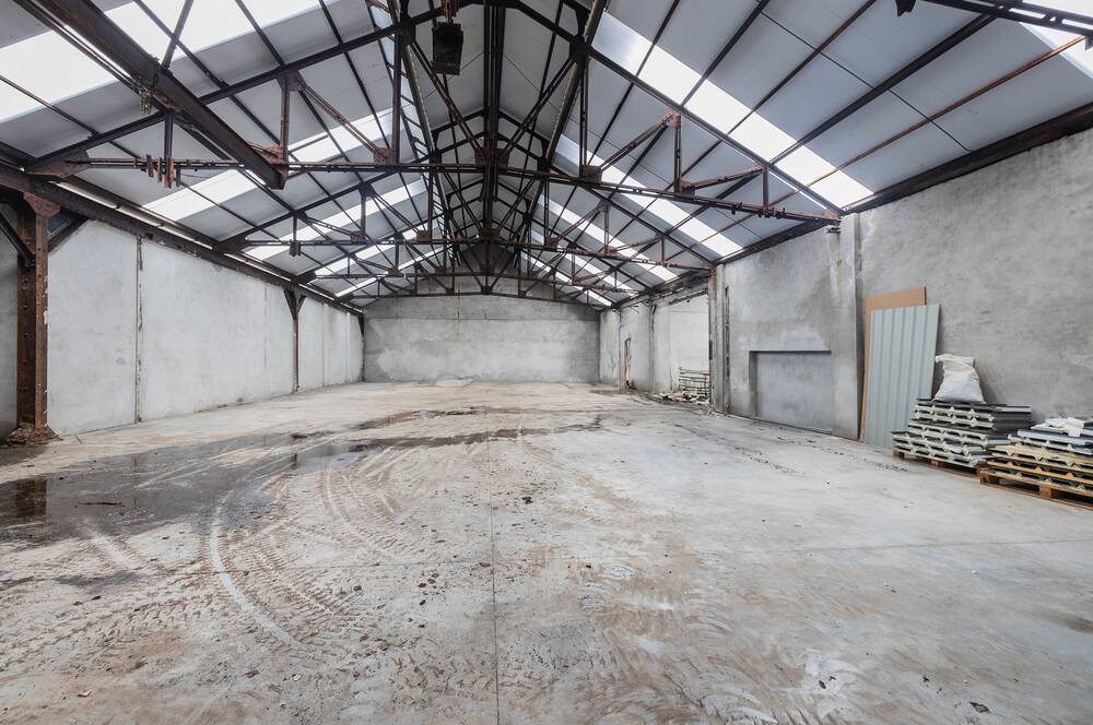Commerce à vendre à Jumet 6040 850000.00€ chambres 2635.00m² - annonce 431401