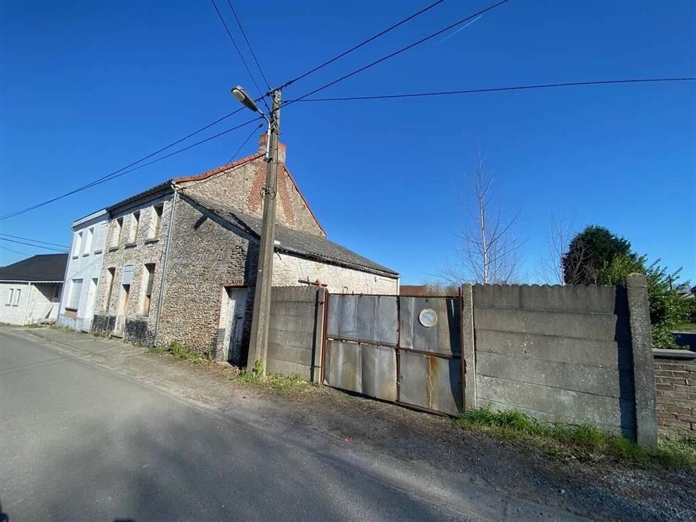 Maison à vendre à Péruwelz 7600 115000.00€ 3 chambres 137.00m² - annonce 431775