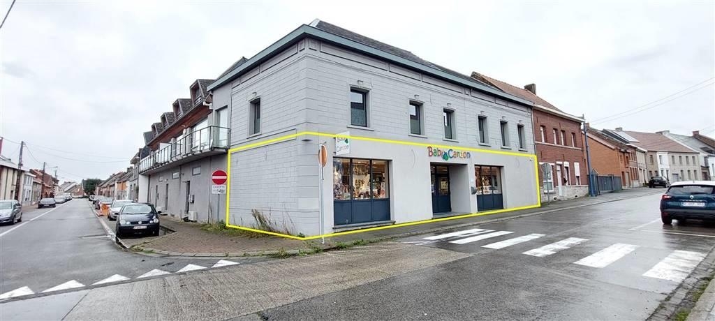 Maison à vendre à Basècles 7971 600000.00€ 7 chambres 575.00m² - annonce 432446