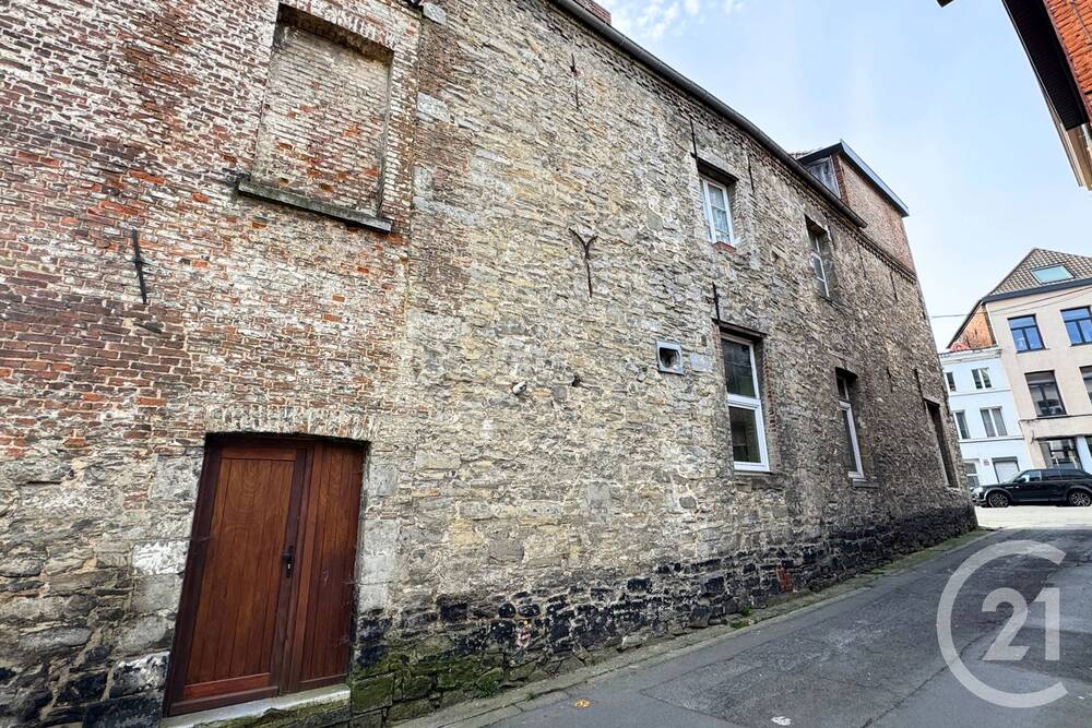 Immeuble mixte à vendre à Tournai 7500 195000.00€ 9 chambres m² - annonce 432513