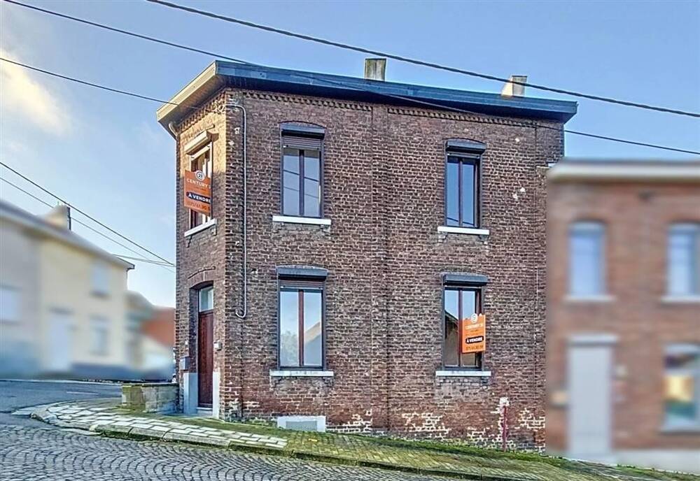 Maison à vendre à Couillet 6010 122000.00€ 2 chambres 107.00m² - annonce 435116