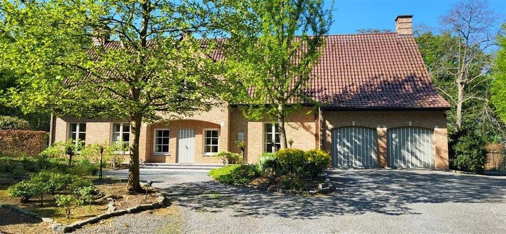 Maison à vendre à Enghien 7850 0.00€ 4 chambres 440.00m² - annonce 435485