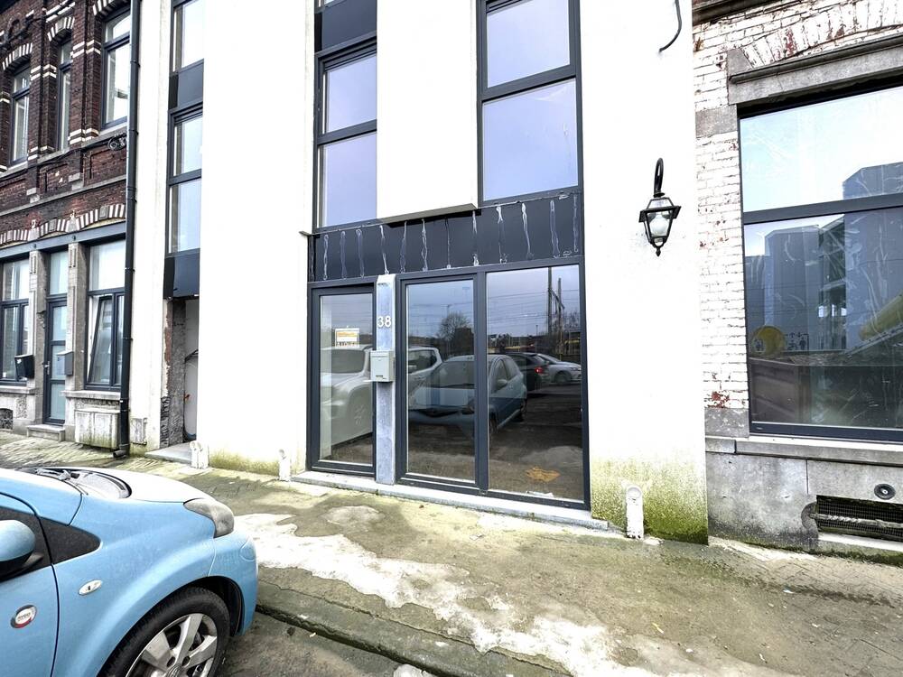 Commerce à louer à Fleurus 6220 800.00€ chambres 40.00m² - annonce 436966