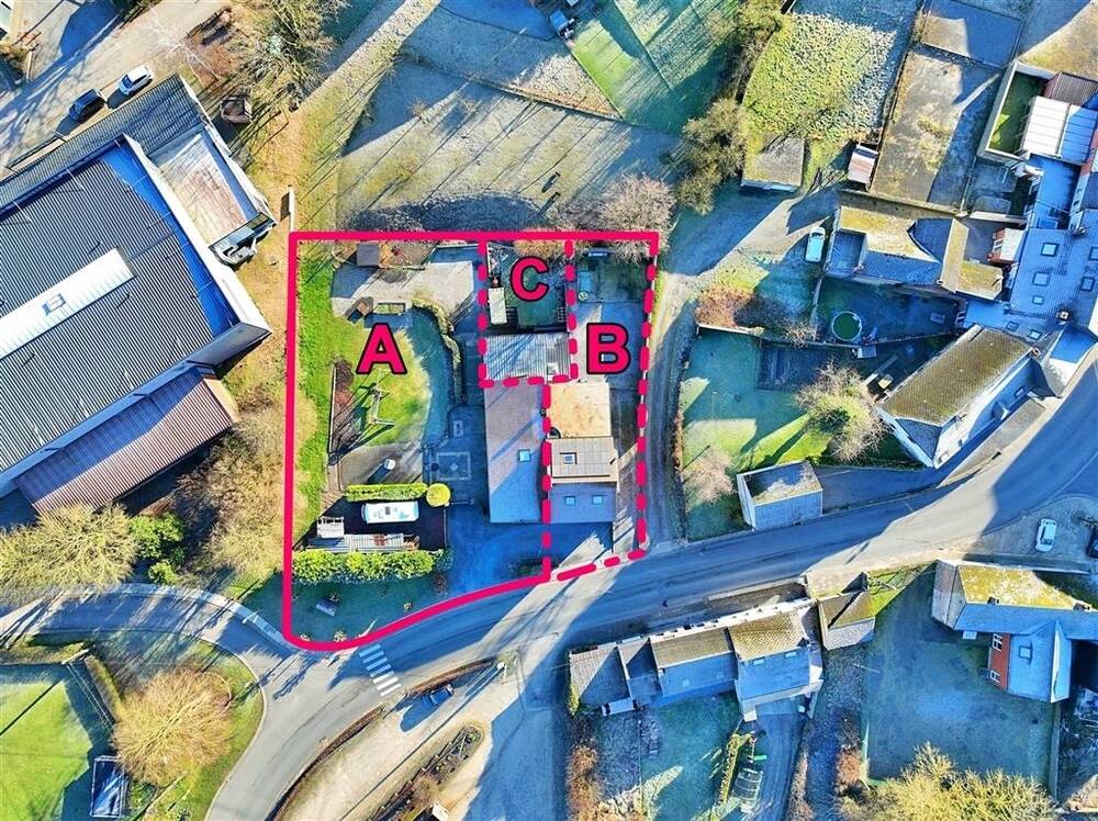 Maison à vendre à Froidchapelle 6440 429000.00€ 6 chambres 402.00m² - annonce 434720