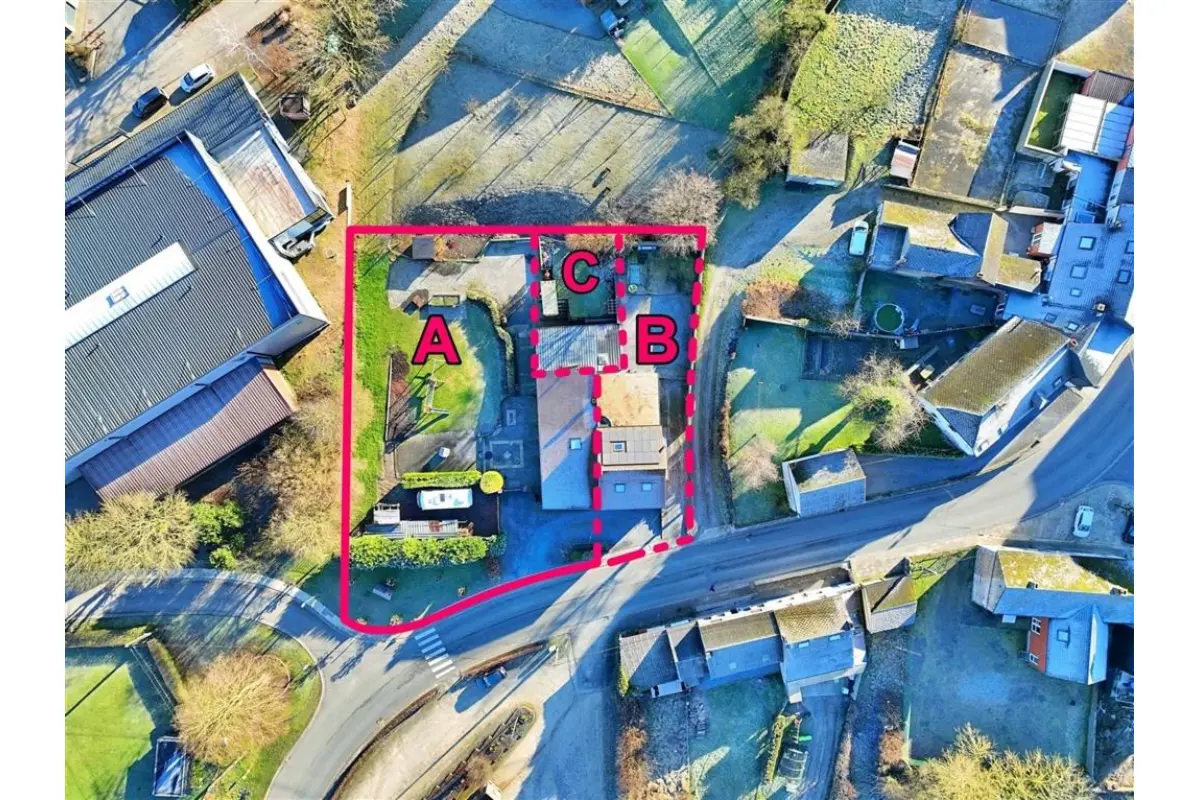 Maison à vendre à Froidchapelle 6440 429000.00€ 6 chambres 402.00m² - annonce 434720