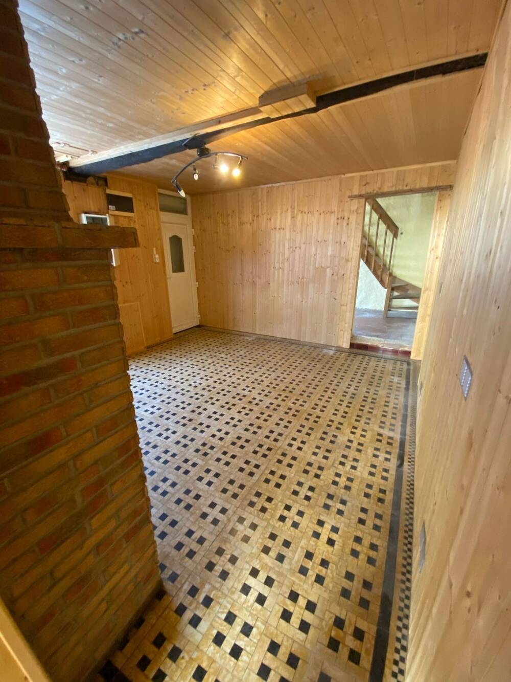 Maison à vendre à Strépy-Bracquegnies 7110 60000.00€ 1 chambres 84.00m² - annonce 437812