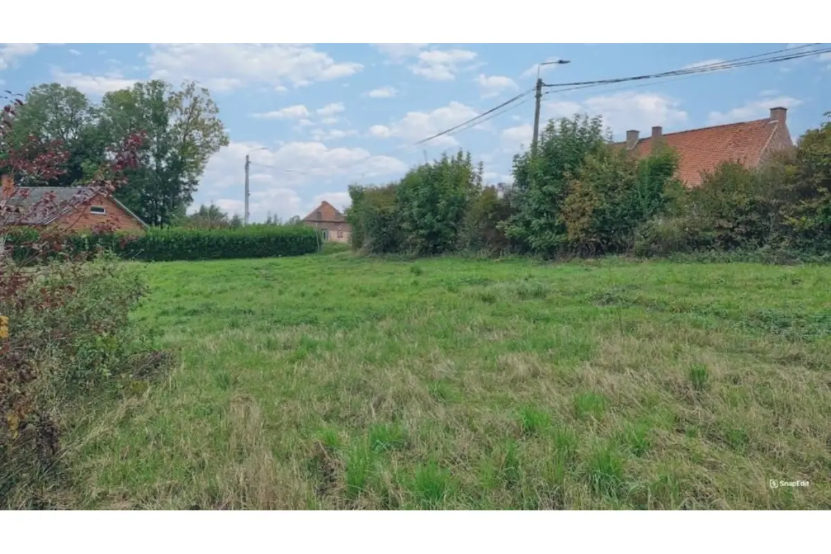 Terrain à bâtir à vendre à Mourcourt 7543 79825.00€  chambres m² - annonce 439199