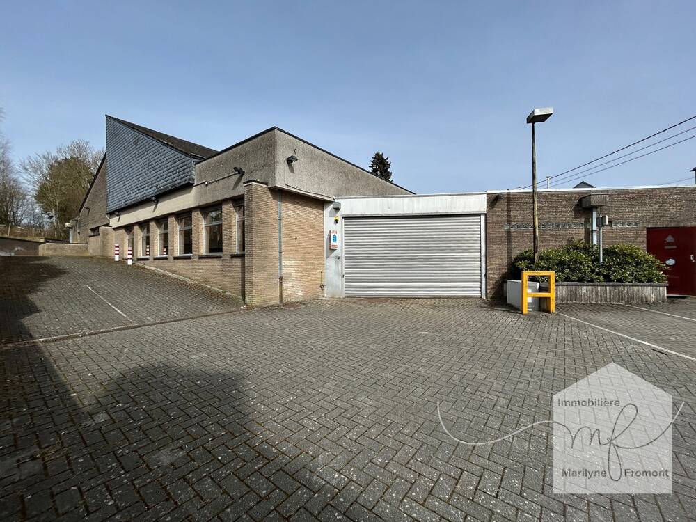 Commerce à louer à Ham-sur-Heure-Nalinnes 6120 1100.00€ chambres 200.00m² - annonce 439705