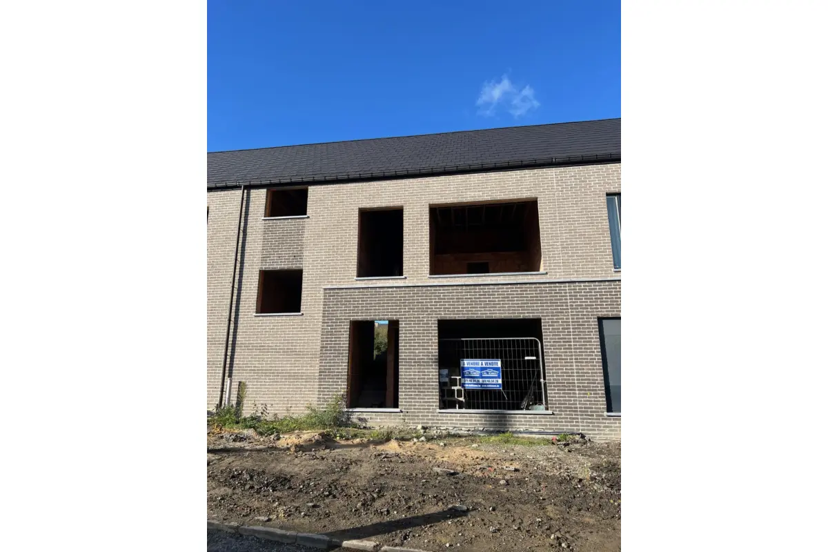 Maison à vendre à Courcelles 6180 185000.00€ 4 chambres 160.00m² - annonce 441401