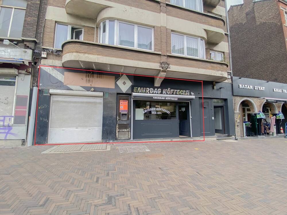 Commerce à vendre à Charleroi 6000 180000.00€ chambres 250.00m² - annonce 441643