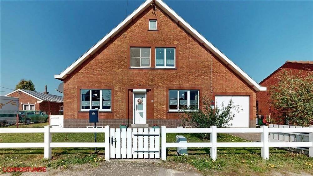 Maison à vendre à Chapelle-lez-Herlaimont 7160 249000.00€ 3 chambres 125.00m² - annonce 442648
