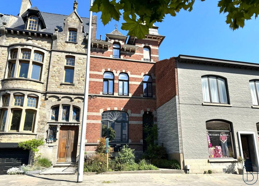 Immeuble mixte à vendre à Tournai 7500 600000.00€ 4 chambres 250.00m² - annonce 442479