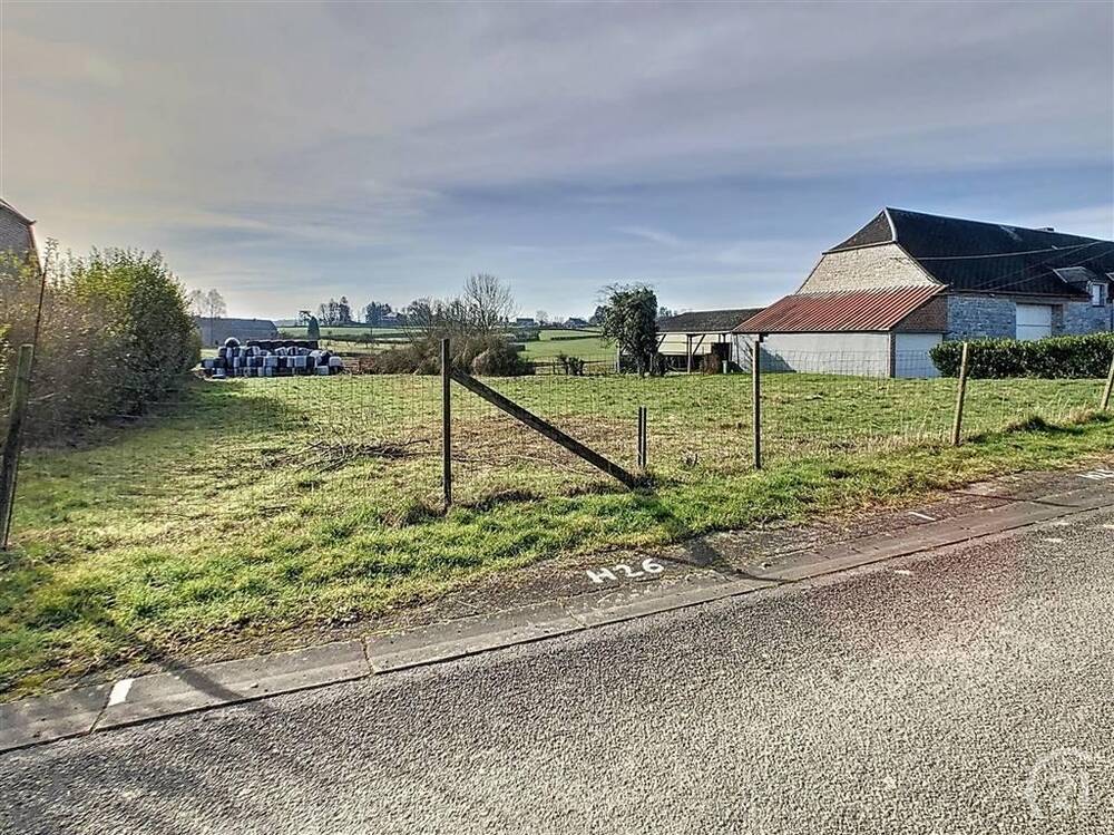 Terrain à vendre à Macon 6591 30000.00€ chambres m² - annonce 442875