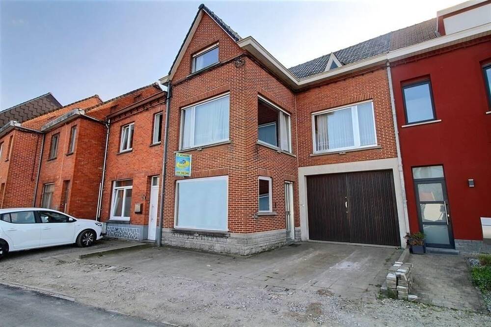 Maison à vendre à Herseaux 7712 225000.00€ 5 chambres 255.00m² - annonce 442906