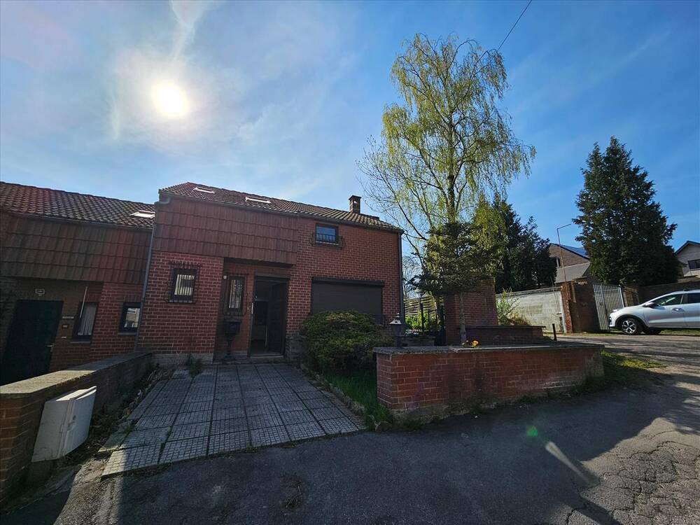 Maison à vendre à Lodelinsart 6042 190000.00€ 3 chambres 126.00m² - annonce 443587