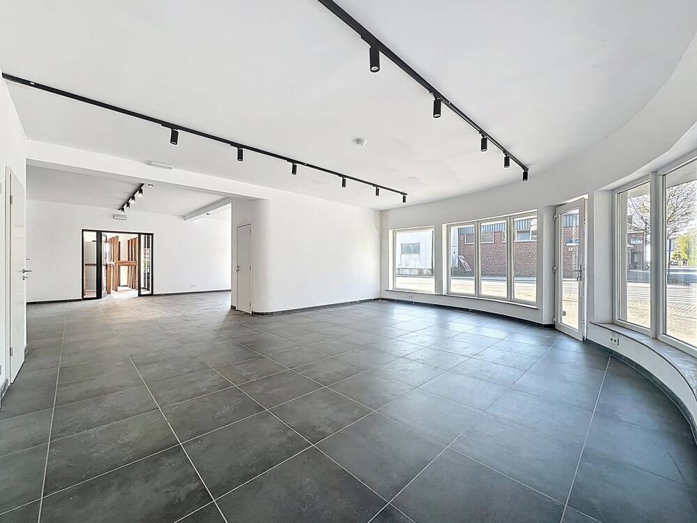 Commerce à louer à Ath 7800 2500.00€ chambres 150.00m² - annonce 443768