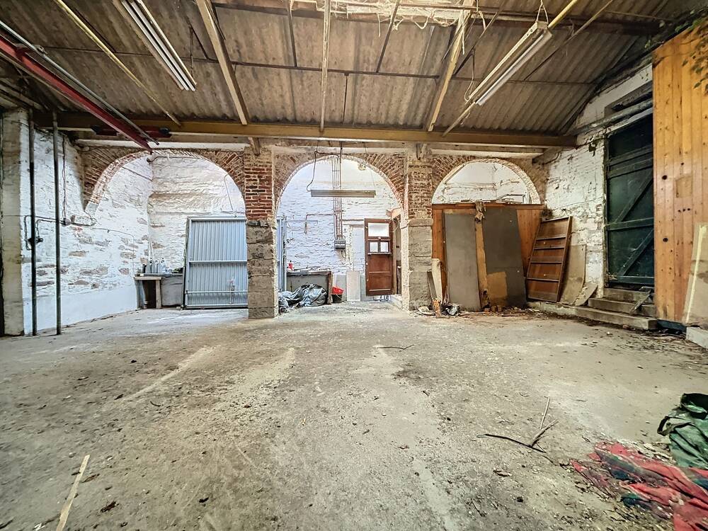 Immeuble mixte à vendre à Tournai 7500 229000.00€ chambres 260.00m² - annonce 445599