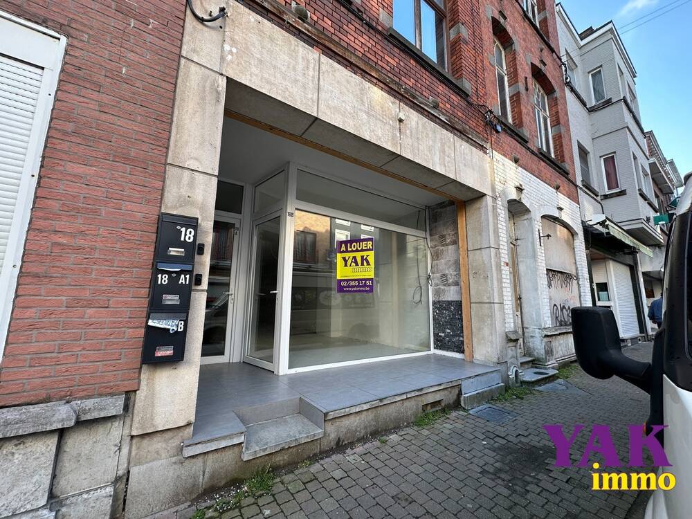 Commerce à louer à Braine-le-Comte 7090 800.00€ chambres 60.00m² - annonce 444969