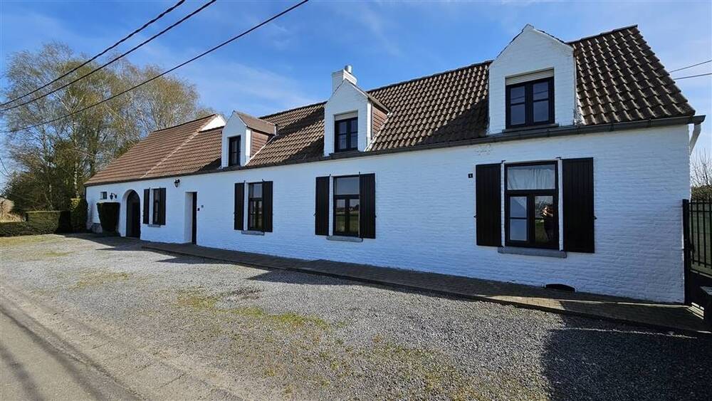 Maison à vendre à Herchies 7050 345000.00€ 3 chambres 257.00m² - annonce 542135