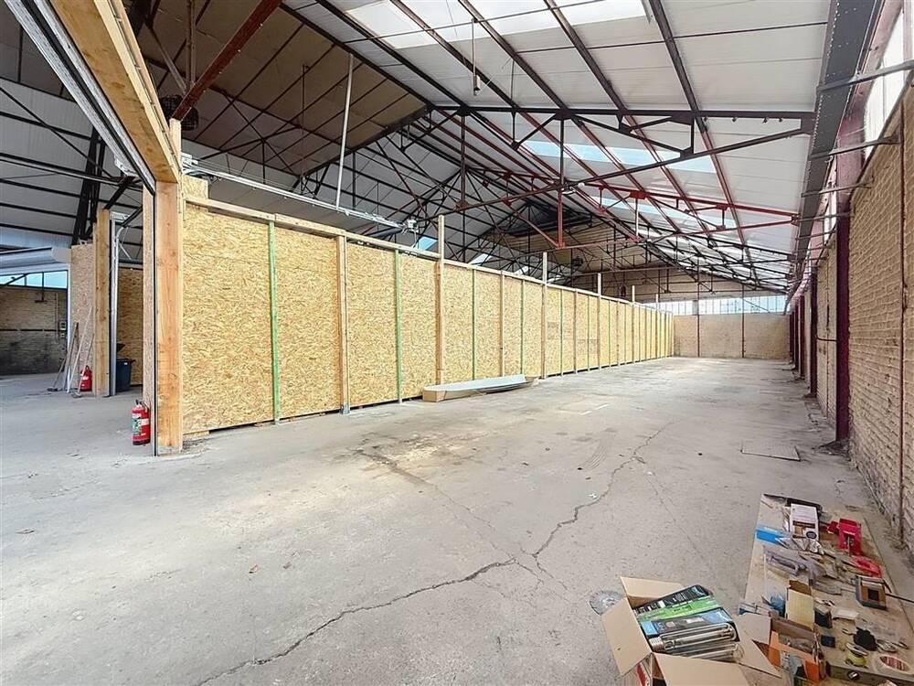 Commerce à louer à Thuillies 6536 1000.00€ chambres 235.00m² - annonce 449062