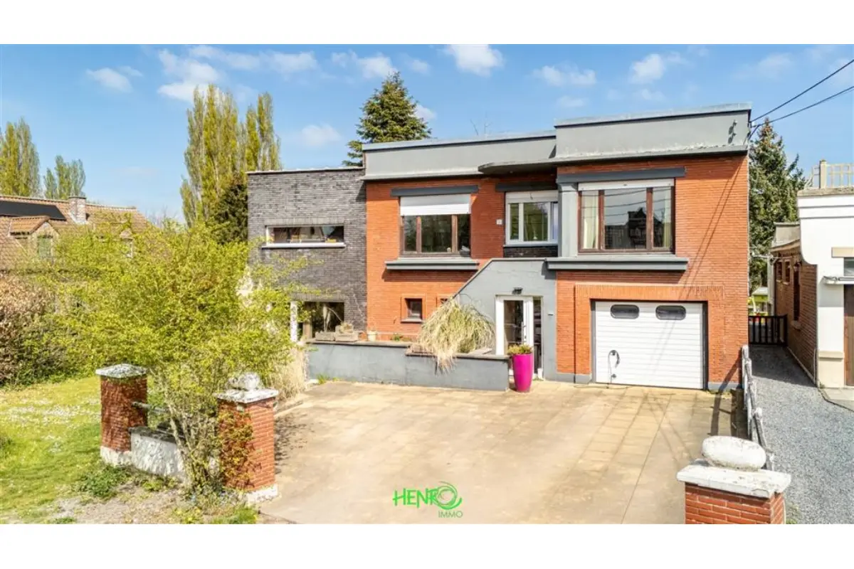 Maison à vendre à Blandain 7522 365000.00€ 5 chambres 302.00m² - annonce 449383