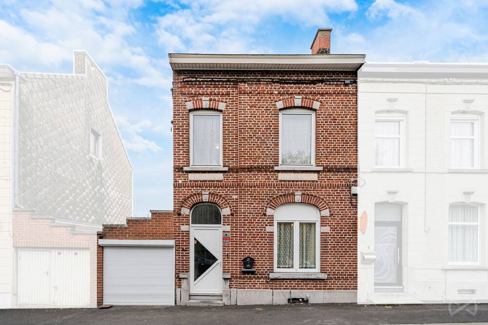 Maison à vendre à Couillet 6010 217000.00€ 3 chambres 137.00m² - annonce 483651