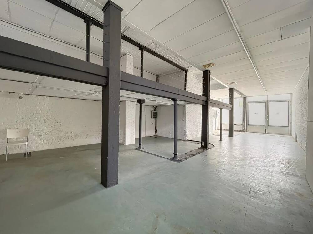 Commerce à louer à Tournai 7500 450.00€ chambres 150.00m² - annonce 454375