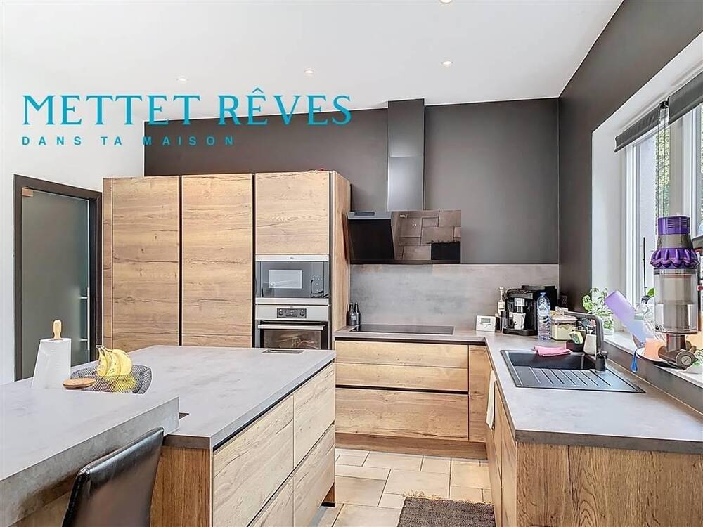 Maison à vendre à Châtelet 6200 249900.00€ 3 chambres 168.00m² - annonce 455231