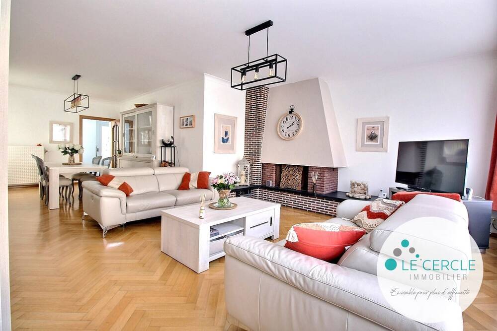 Maison à vendre à Chapelle-lez-Herlaimont 7160 429000.00€ 3 chambres m² - annonce 456294