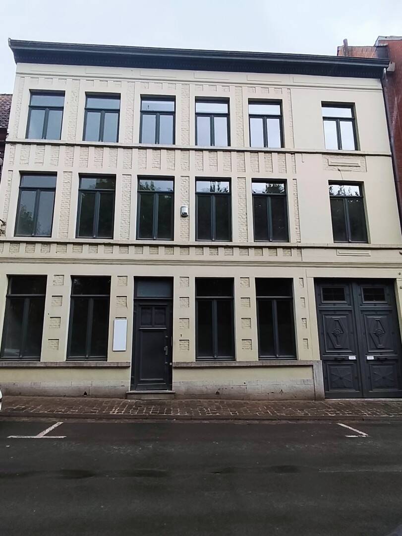 Commerce à vendre à Mons 7000 590000.00€ chambres m² - annonce 456912