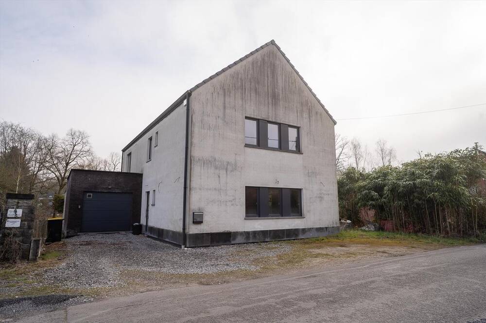 Maison à vendre à Saint-Denis 7034 295000.00€ 4 chambres m² - annonce 456244
