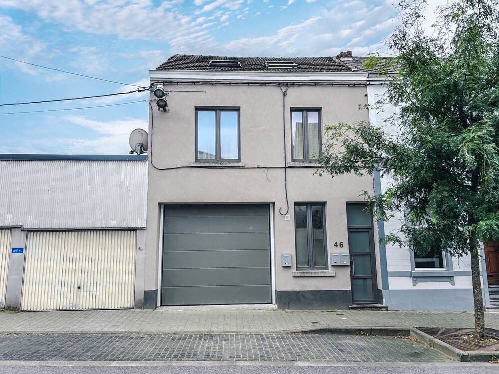 Immeuble de rapport - Immeuble à appartement à vendre à La Louvière 7100 249000.00€ 3 chambres 276.00m² - annonce 457349