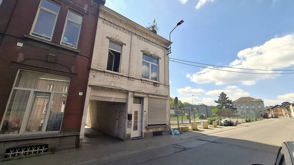 Maison à vendre à Dampremy 6020 179000.00€ 5 chambres 192.00m² - annonce 457120