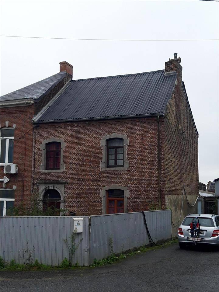 Maison à vendre à Gilly 6060 135000.00€ 3 chambres 192.00m² - annonce 459282
