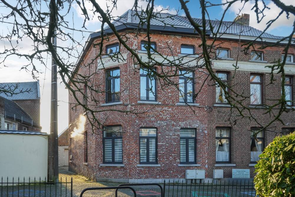 Immeuble de rapport - Immeuble à appartement à vendre à Beloeil 7970 395000.00€ 5 chambres 249.00m² - annonce 460697