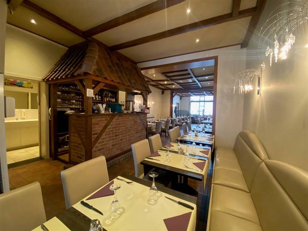 Commerce à vendre à Tournai 7500 300000.00€ chambres m² - annonce 461177