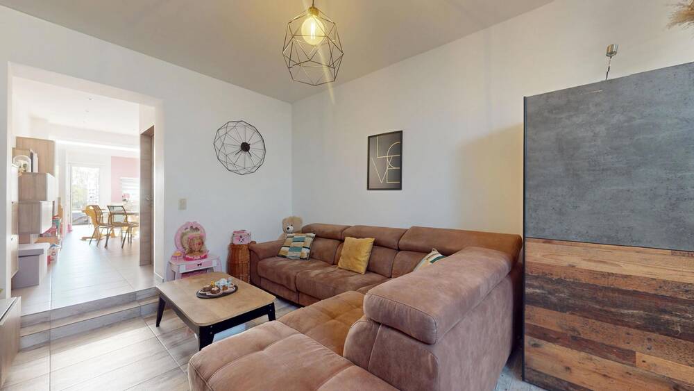 Maison à vendre à Jumet 6040 185000.00€ 3 chambres 146.00m² - annonce 462267