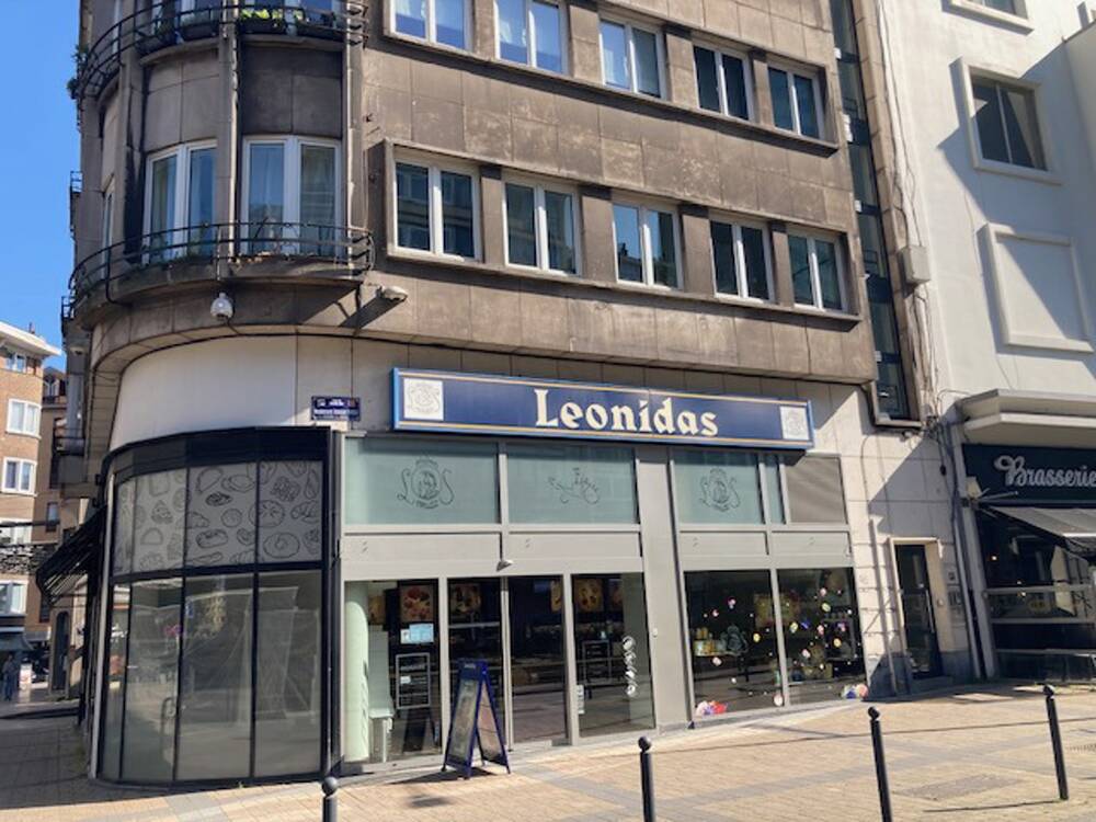 Commerce à louer à Charleroi 6000 2300.00€ chambres 65.00m² - annonce 463044