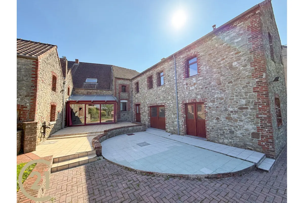 Maison à vendre à Roucourt 7601 250000.00€ 4 chambres 407.00m² - annonce 463349