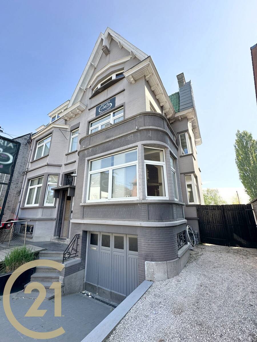 Maison de maître à vendre à Pecq 7740 485000.00€ 3 chambres 385.00m² - annonce 465175