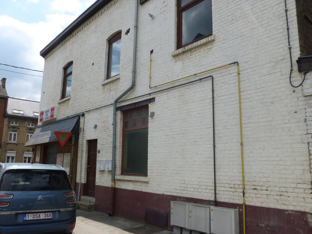 Studio à louer à Couillet 6010 650.00€ 1 chambres 47.00m² - annonce 465945