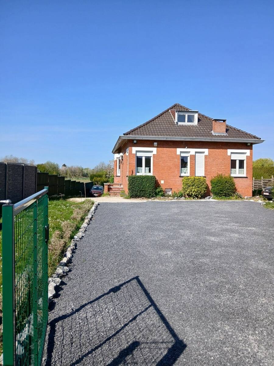 Villa à vendre à Boussu 7300 290000.00€ 4 chambres 160.00m² - annonce 465582