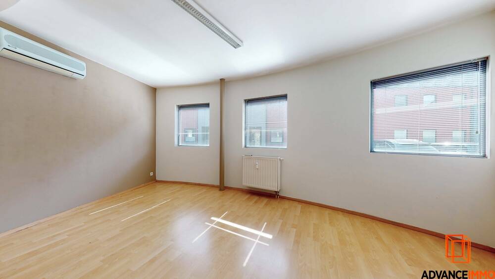 Commerce à louer à Mons 7000 300.00€ chambres 19.31m² - annonce 468469