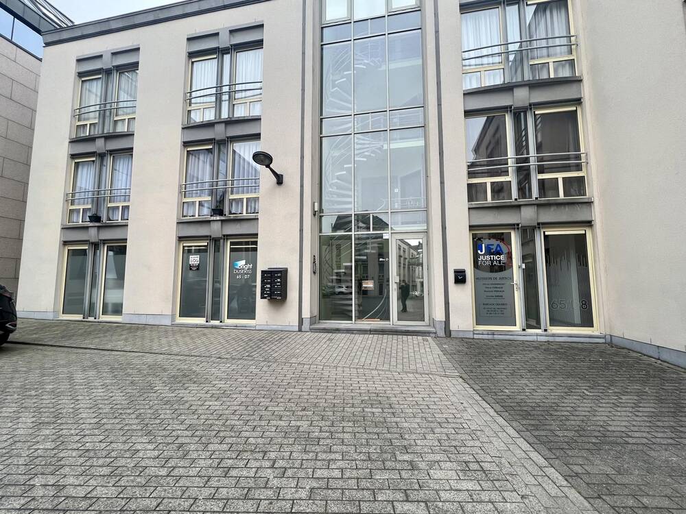 Commerce à louer à Mons 7000 1750.00€ chambres 100.00m² - annonce 468429