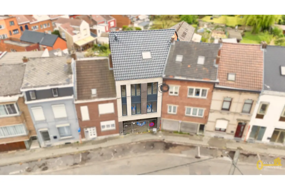 Immeuble de rapport - Immeuble à appartement à vendre à La Louvière 7100 250000.00€ 4 chambres m² - annonce 470562