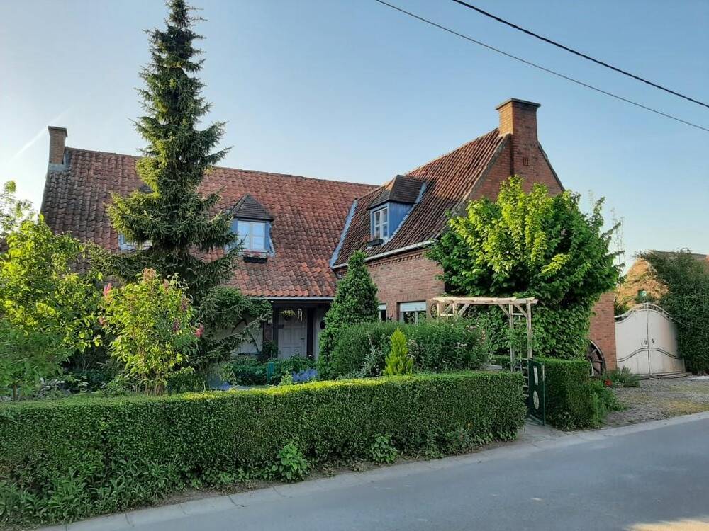Maison à vendre à Wadelincourt 7971 292500.00€ 5 chambres m² - annonce 470003