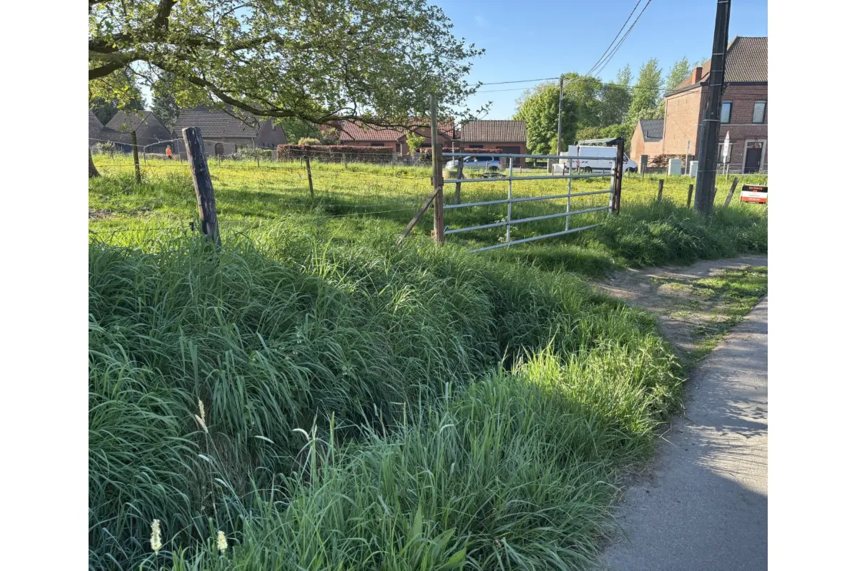 Terrain à vendre à Thieulain 7901 70000.00€  chambres m² - annonce 469821